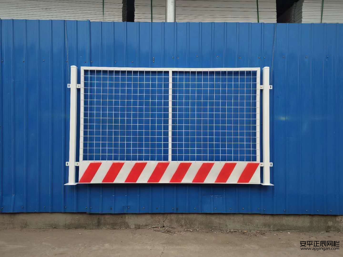 基坑護(hù)欄較新規(guī)范