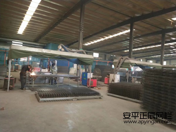 河北護欄網批發(fā)護欄網廠家