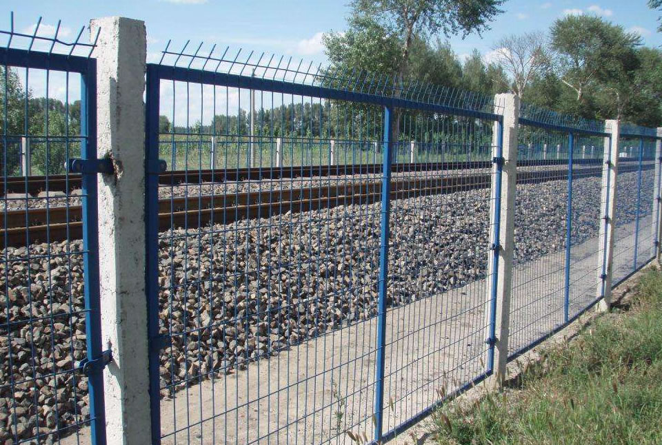 鐵路護(hù)欄網(wǎng)1