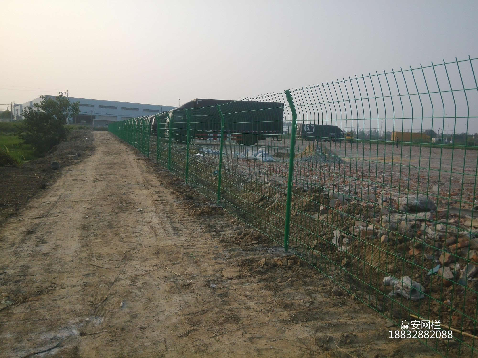 雙邊絲護(hù)欄網(wǎng)廠家