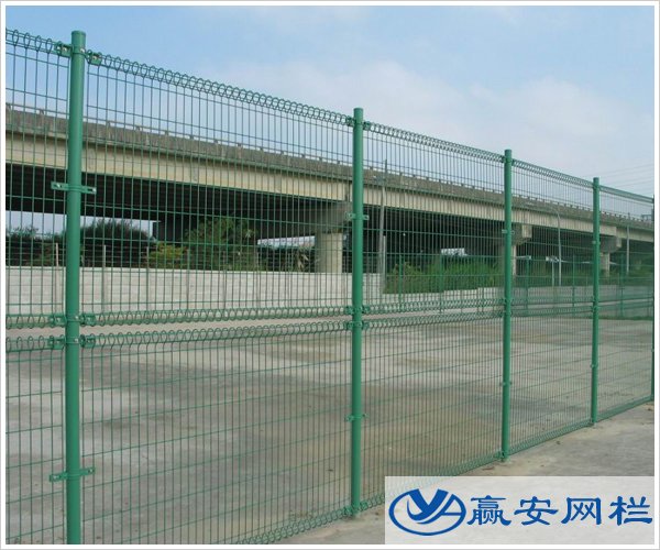 雙圈公路護(hù)欄網(wǎng)
