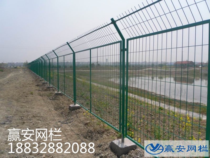 公路護欄網(wǎng)