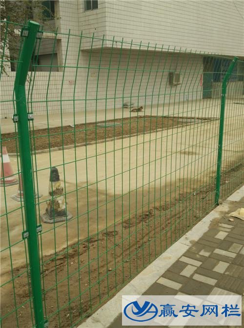 雙邊絲護欄網(wǎng)