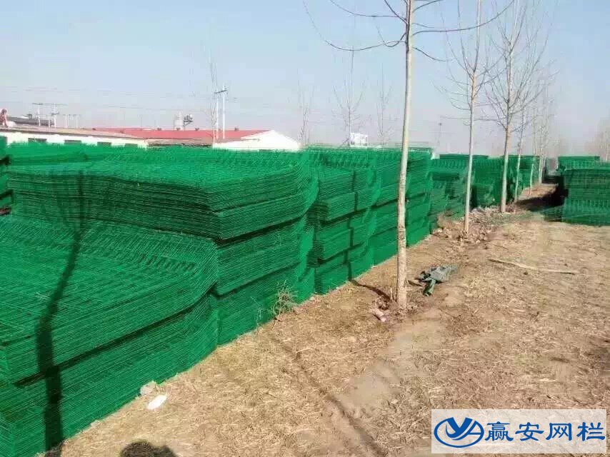 護(hù)欄網(wǎng)供應(yīng)商