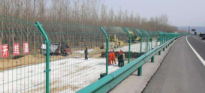 護(hù)欄網(wǎng)