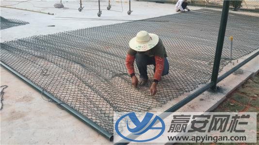 正在施工的體育場圍網(wǎng) 體育場綠色圍網(wǎng)