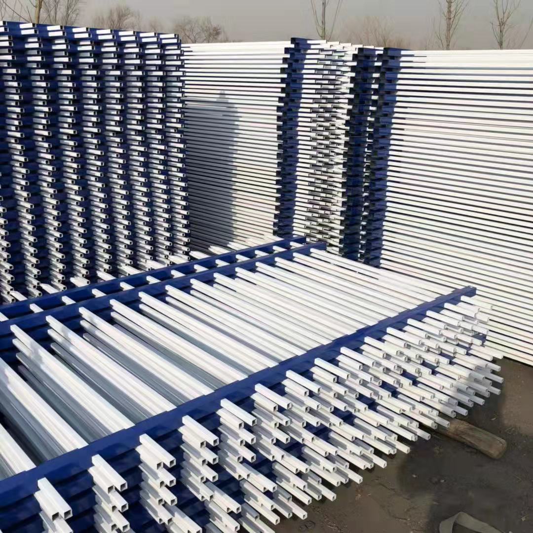 現(xiàn)貨鋅鋼護(hù)欄 鋅鋼護(hù)欄