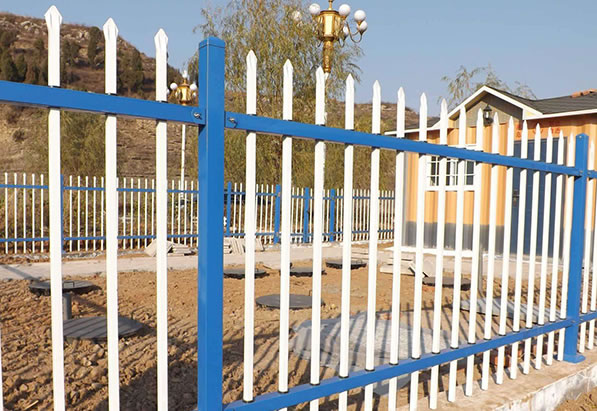 圍墻護(hù)欄之鋅鋼護(hù)欄 鋅鋼圍墻護(hù)欄