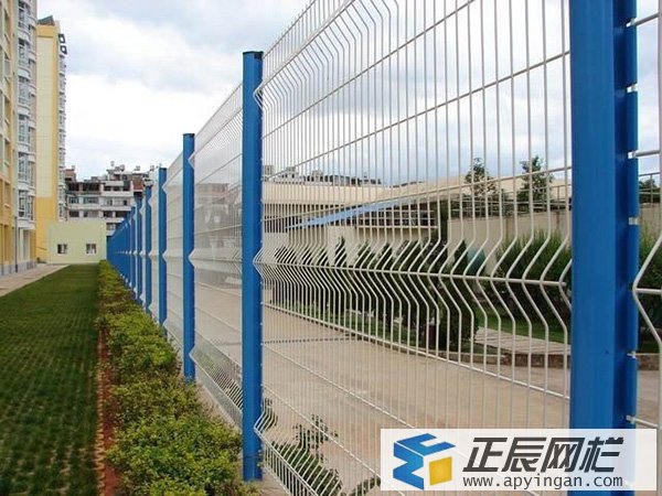 小區(qū)護(hù)欄網(wǎng) 小區(qū)護(hù)欄網(wǎng)