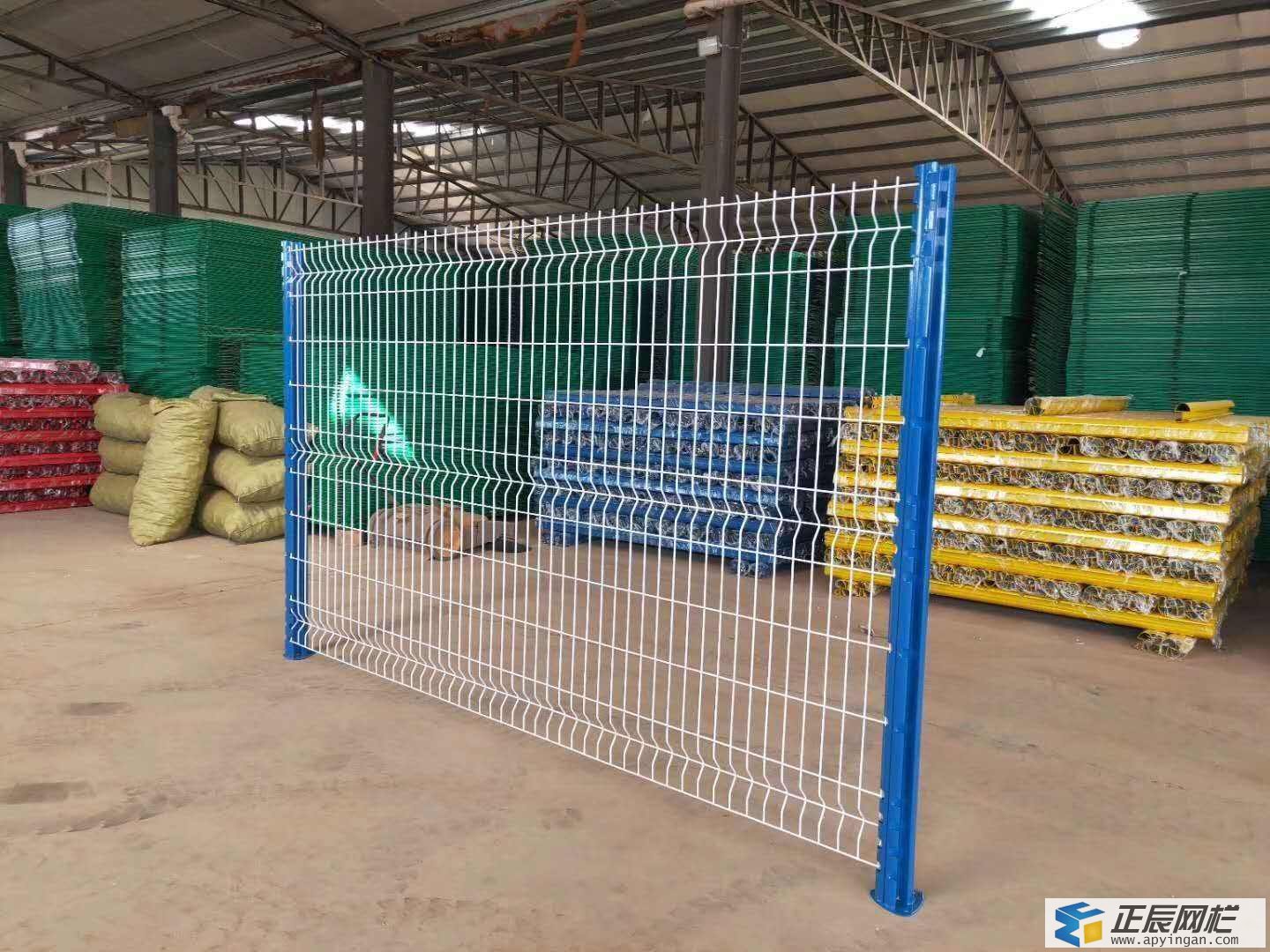 桃型柱護(hù)欄網(wǎng) 桃型柱護(hù)欄網(wǎng)