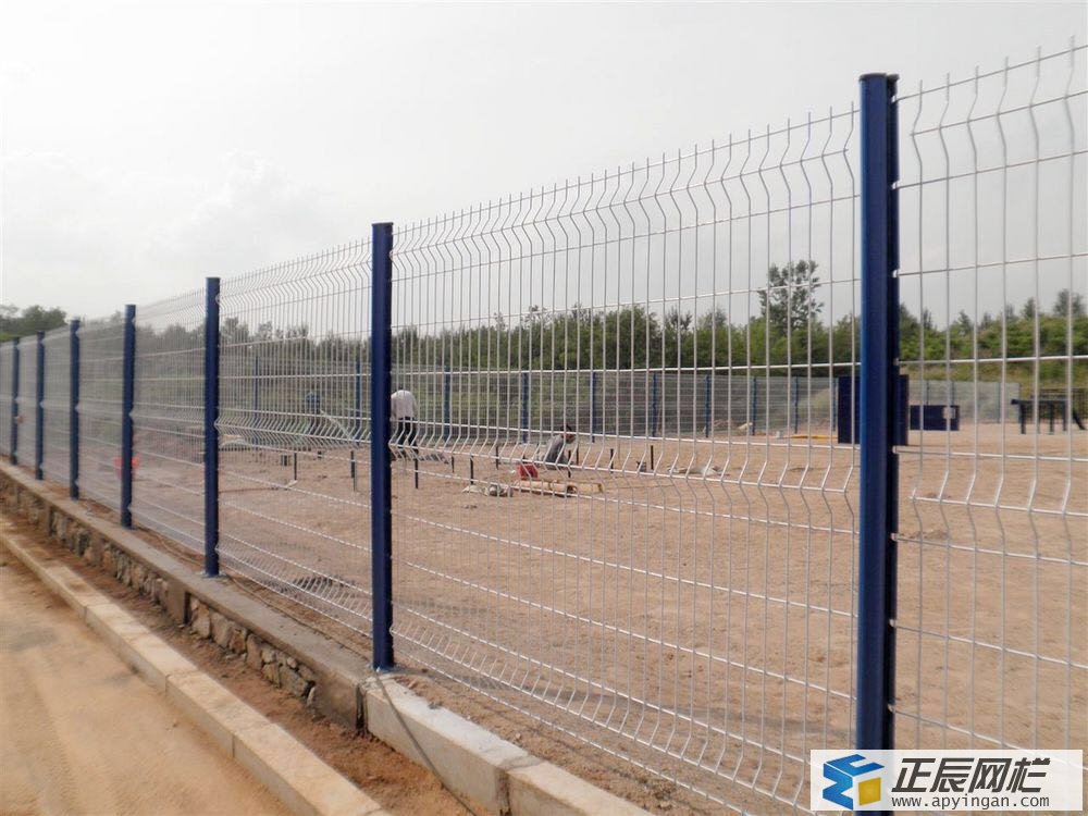 圈地護(hù)欄網(wǎng)