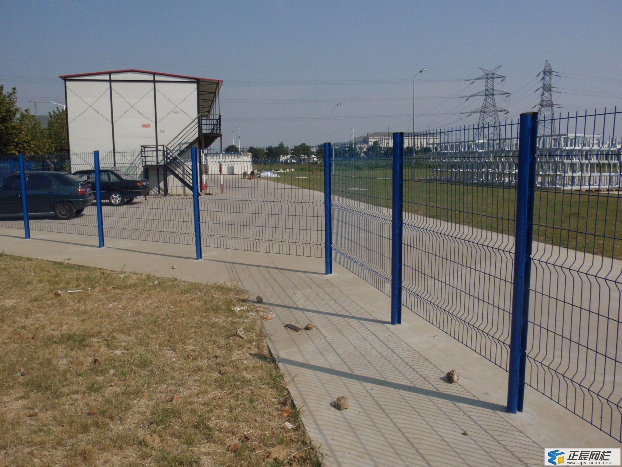 桃型柱護(hù)欄網(wǎng) 桃型柱護(hù)欄網(wǎng)