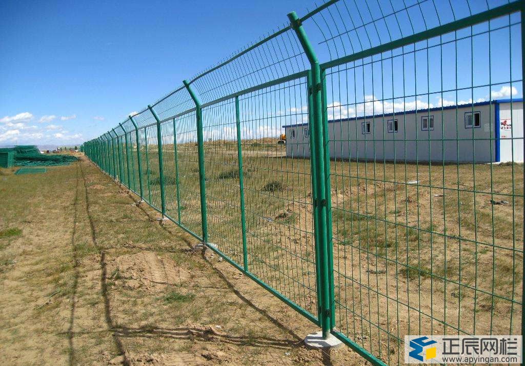 公路護欄網(wǎng)