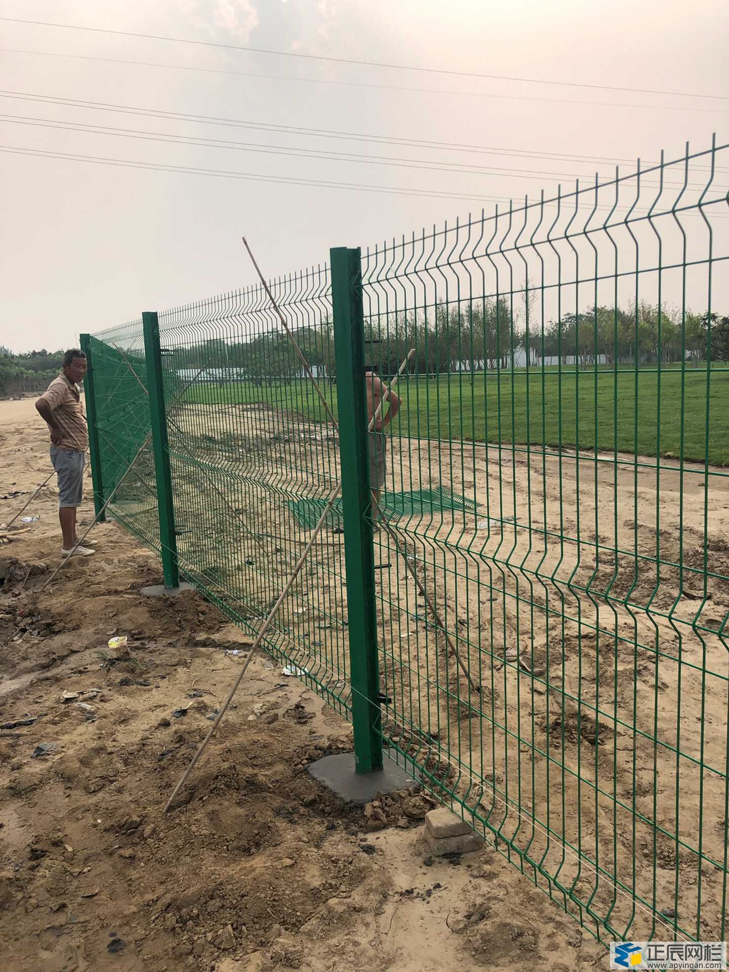 桃型柱護欄網(wǎng)