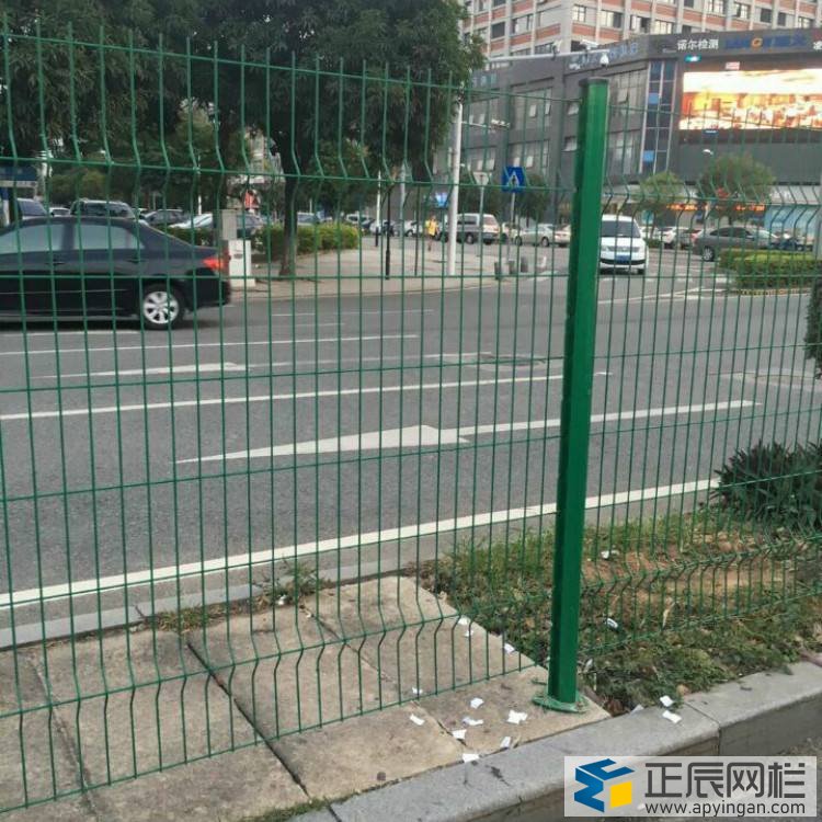 市政鋅鋼護(hù)欄網(wǎng)廠家直銷