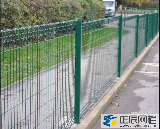 框架護(hù)欄網(wǎng)