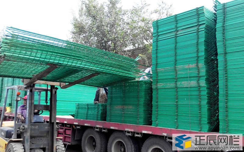 公路護欄網(wǎng)生產(chǎn)廠家推薦