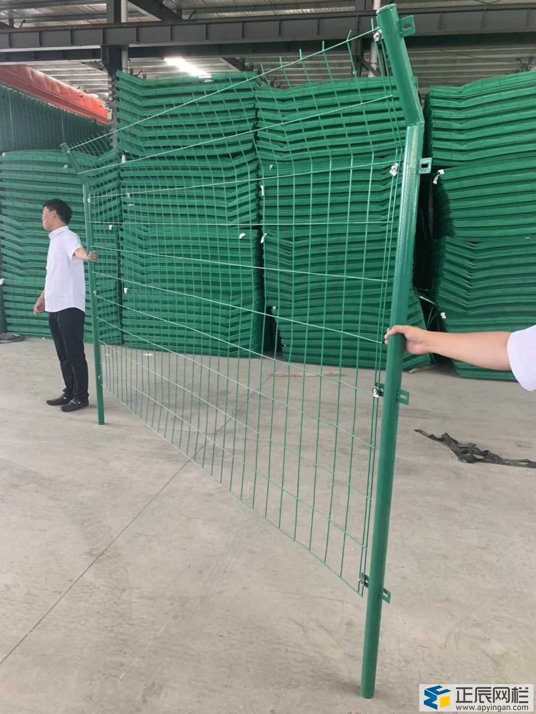 高速公路護欄網(wǎng)