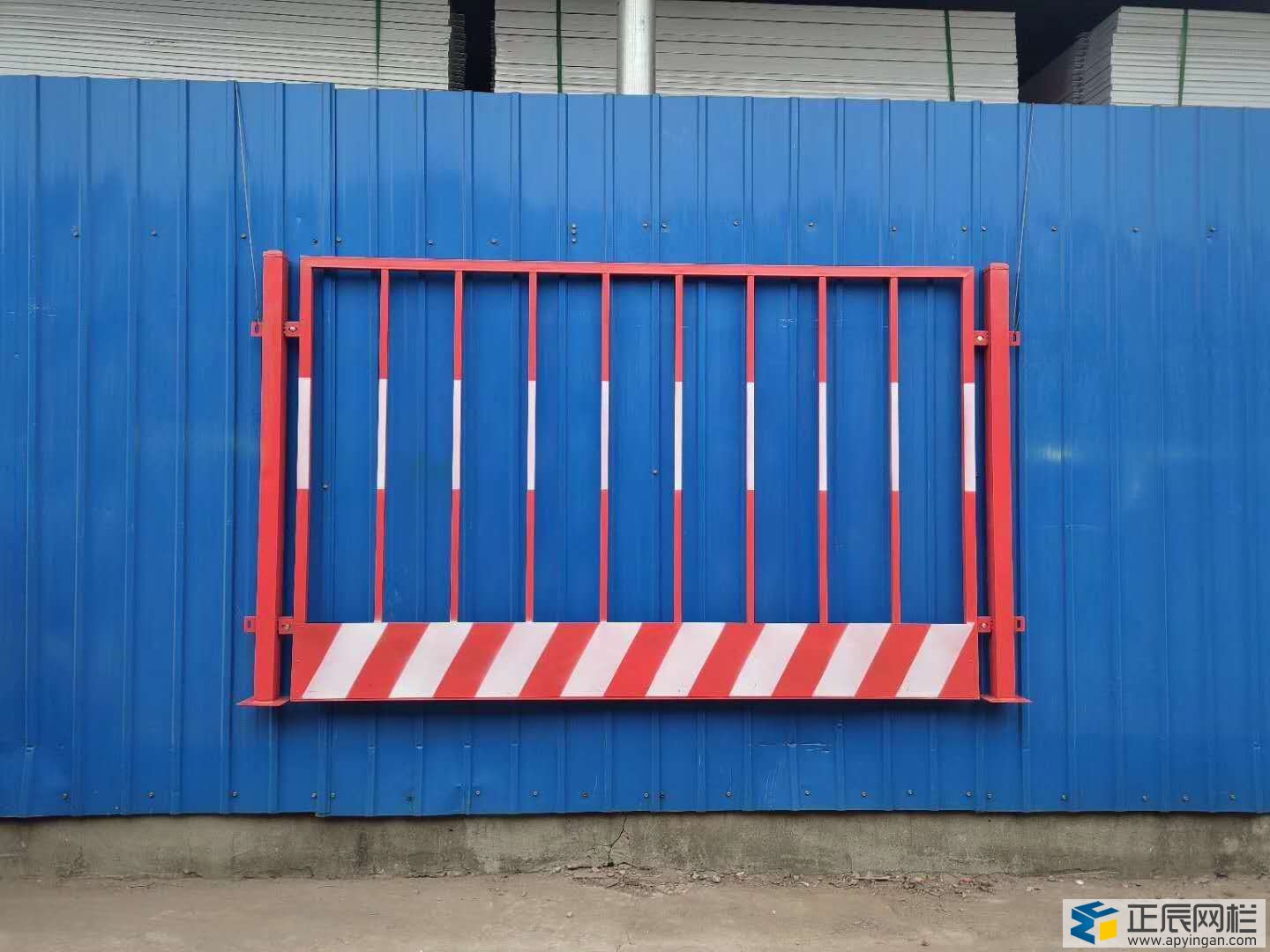 基坑防護(hù)欄圖片