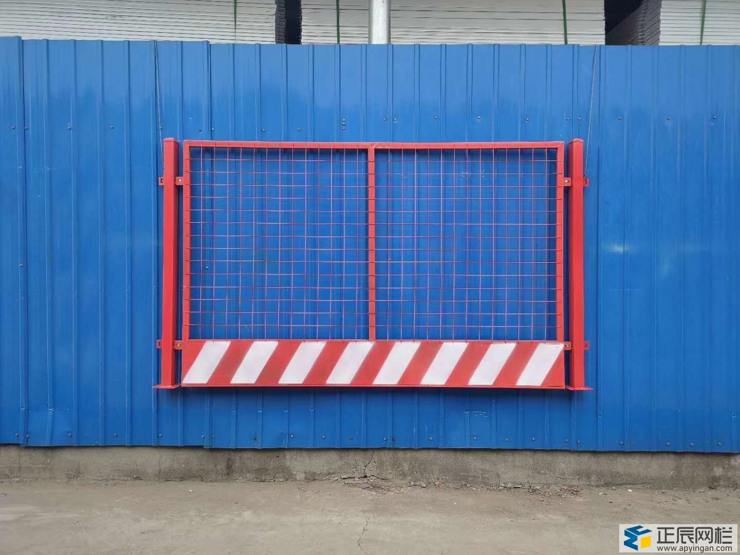 基坑防護(hù)欄圖片