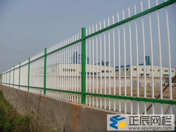 鐵絲網(wǎng)圍欄防護欄212