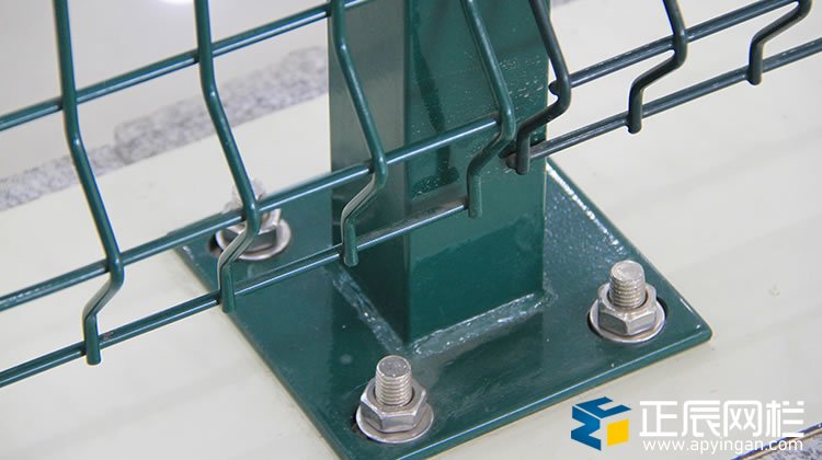 道路護(hù)欄網(wǎng)