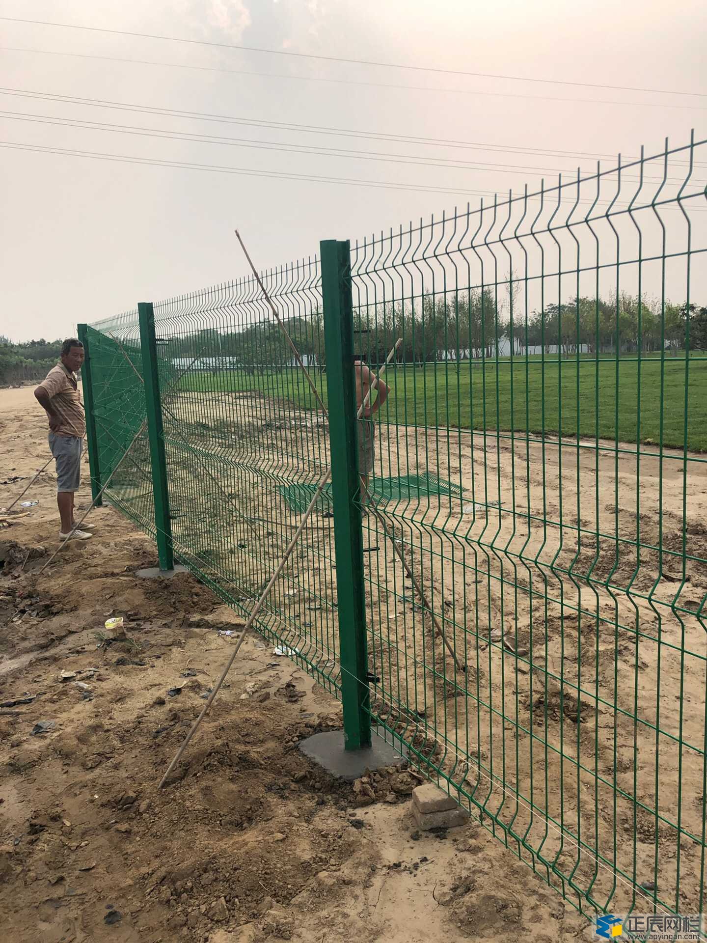 桃型柱護欄網(wǎng)