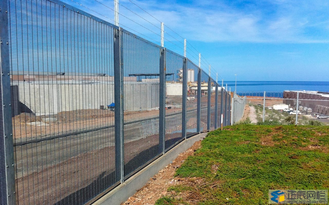 公路防護(hù)網(wǎng)