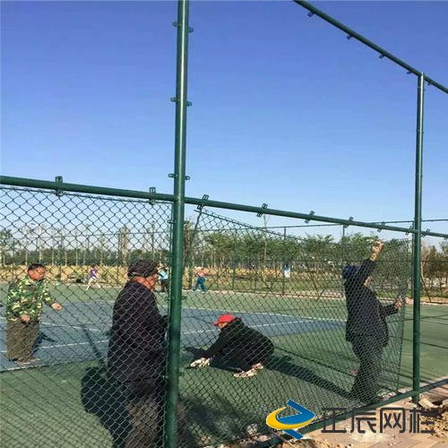 安裝球場圍網(wǎng)多少錢一米