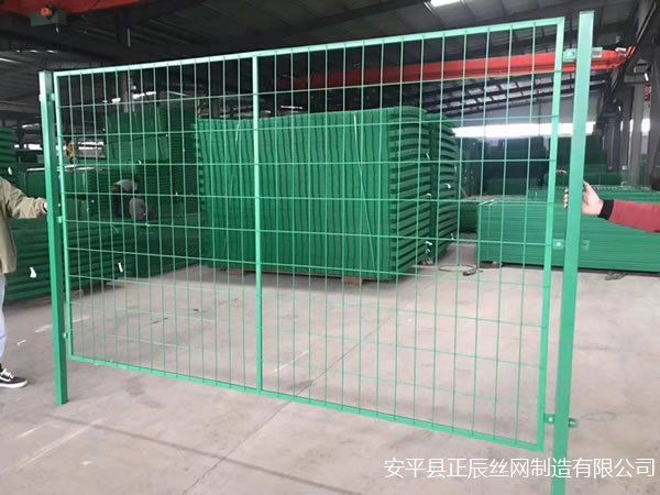 護欄網(wǎng)立柱